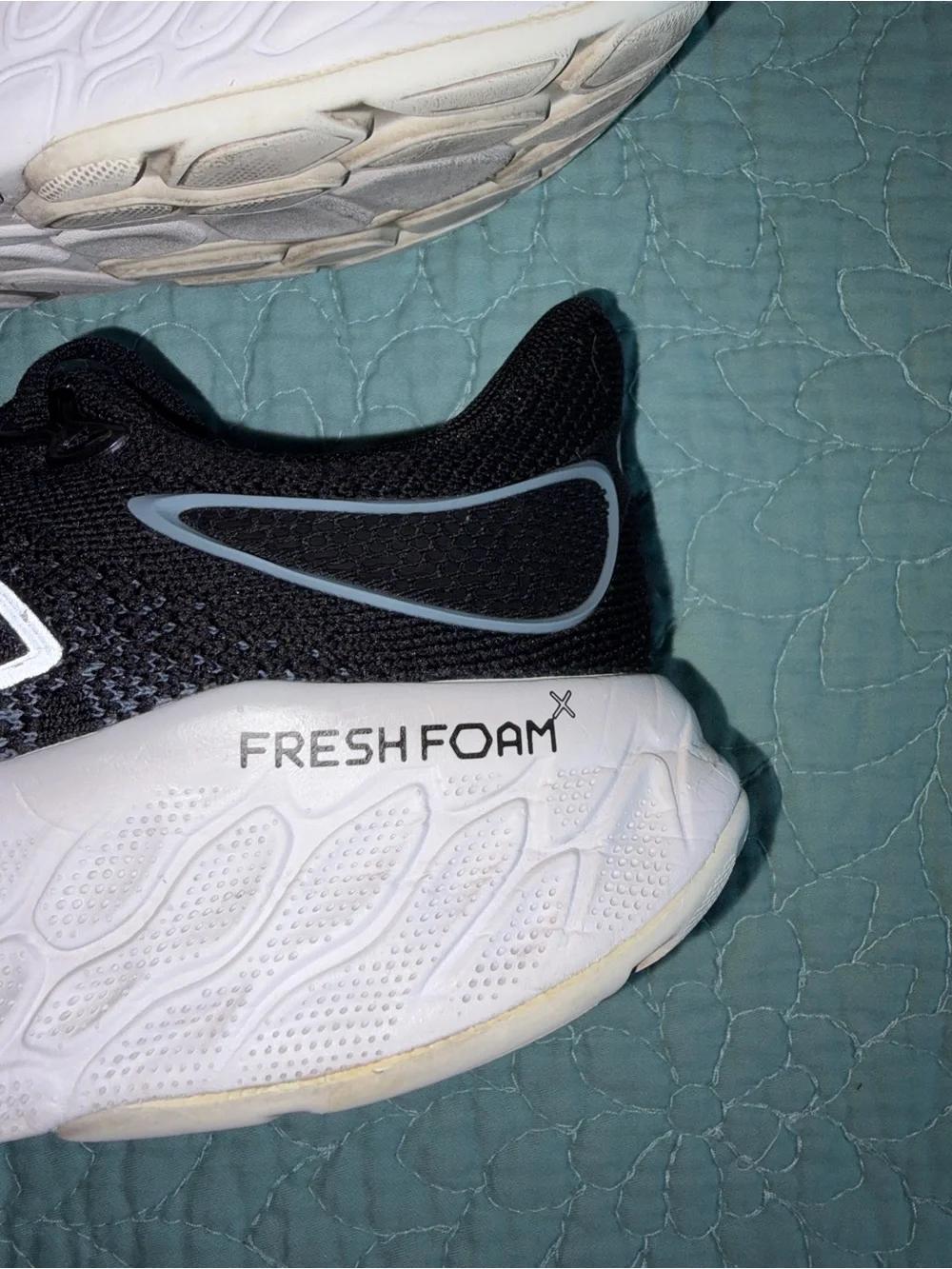 New Balance Fresh Foam X 1080v12 Black White Running Shoes Women's Size 8